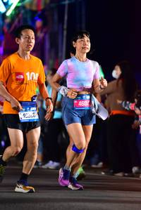 BIB: 100, 403203, 46014
                            <button type="button" onclick="openModal(20831840)" class="btn btn-primary btn-sm float-right btn-popup" data-toggle="modal" data-target=".modal-high-quality">
                        <i class="fas fa-shopping-cart"></i> Add to Cart
                    </button>
                                            <button type="button" onclick="isThisMe(20831840, true)" class="btn btn-success btn-sm float-right btn-popup btn-isme hidden" data-toggle="tooltip" data-placement="bottom" title="นี่คือรูปของคุณใช่ไหม คลิกที่นี่เพื่อเอาเข้าอัลบั้ม">
                        <i class="fas fa-plus"></i> Add to album
                    </button>
                    <button type="button" onclick="isThisMe(20831840, false)" class="btn btn-warning btn-sm float-right btn-popup btn-isnotme hidden">
                        <i class="fas fa-ban"></i> Remove from album
                    </button>